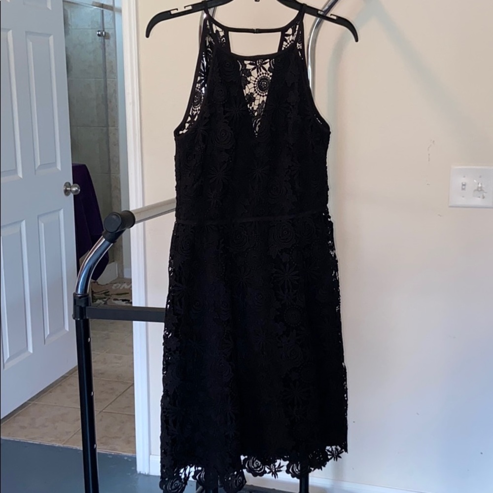 Ann Taylor black floral lace size 2
